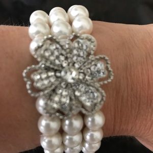 Jewelry - Two faux pearl beaded bracelets. Jewelry - Two faux pearl beaded bracelets.